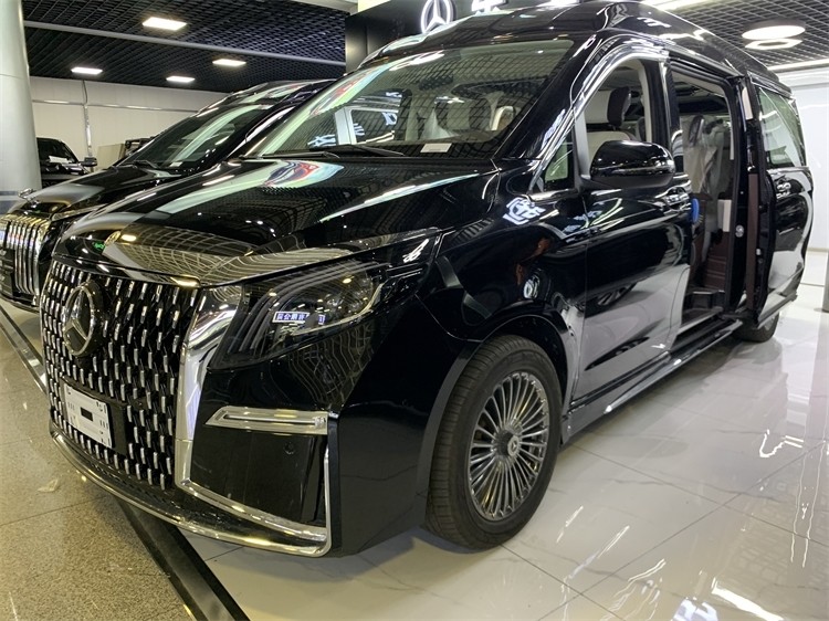 奔驰V250